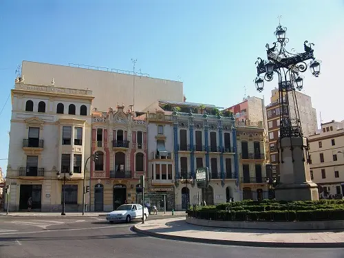 Oficina virtual en Granada centro, Andalucía, para autónomos y empresas de Cortes de Arenoso. Recepción y envío de correspondencia, paquetería. Sala de reuniones