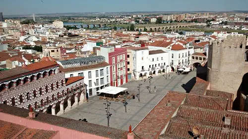 Oficina virtual en Granada centro, Andalucía, para autónomos y empresas de Badajoz. Recepción y envío de correspondencia, paquetería. Sala de reuniones